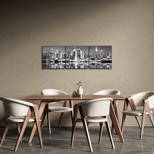 Obrázok - New York a fialový mrakodrap (s hodinami) (90x30 cm)