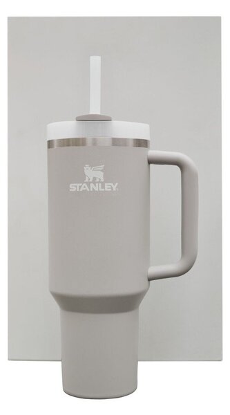 Svetlosivá termoska so slamkou z nehrdzavejúcej ocele 890 ml Quencher H2.O FlowState™ Tumbler Ash – Stanley