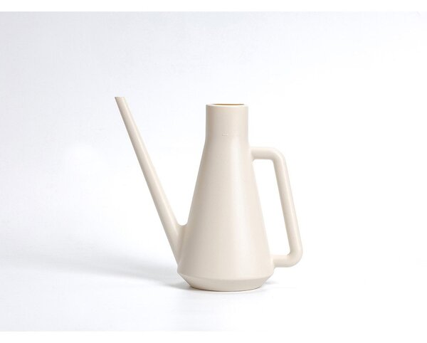 Plastová kanvička na zalievanie 1,8 l Pierre – Plastia