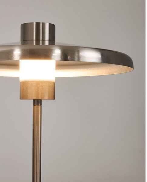 Stolová lampa v striebornej farbe s kovovým tienidlom (výška 32,5 cm) Nuvira – Kave Home