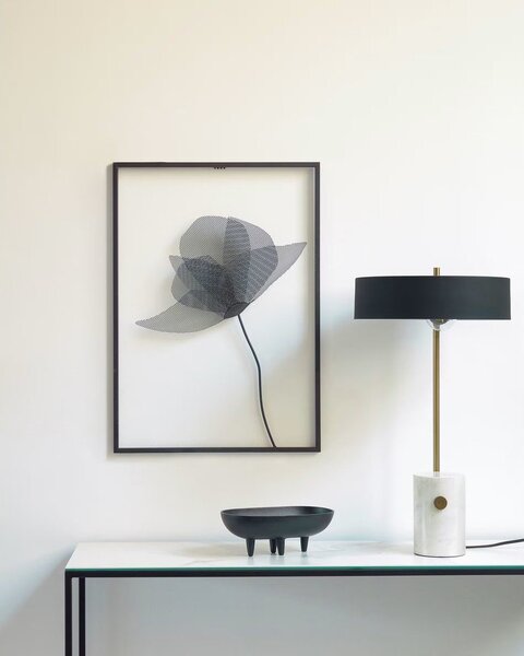 Bielo-čierna stolová lampa s kovovým tienidlom (výška 53 cm) Phant - Kave Home