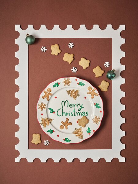 Sinsay - Vianočný keramický tanier s nápisom Merry Christmas - viacfarebná