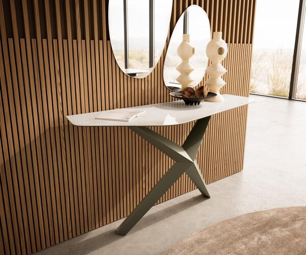DELIFE Konzolový stolík Edge polygonálny 140×50 cm keramika onyx šampanské Zentharo kov titánová farba