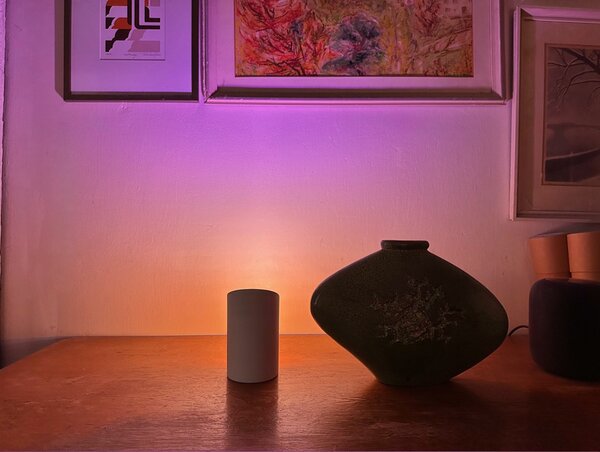 8720169339651 Philips Hue White and color Gradient Play Wall Washer stolové svietidlo 20W/1035lm 2000-6500K+RGB biela + PSU + plug