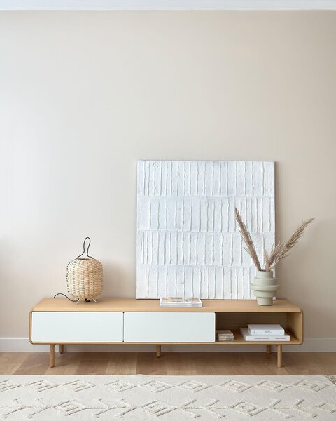 MUZZA Drevený TV stolík Marewa 180 x 41 cm