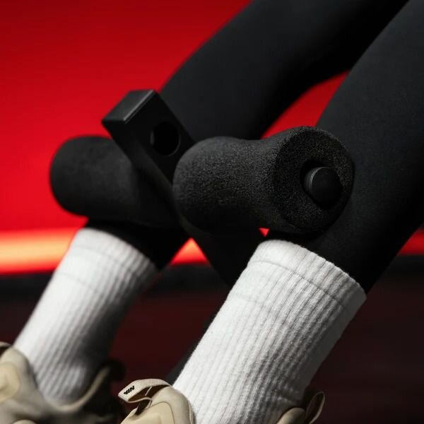 Gorilla Sports Hyperextenzná lavička skladacia, čierna