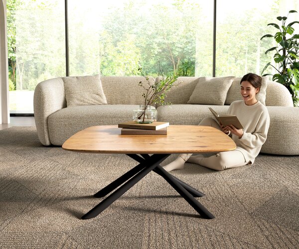 DELIFE Konferenčný stolík Edge zaoblený tvar 90x90 cm dub prírodný švajčiarska hrana Sarity kov čierna