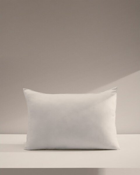 Vankúš 40x70 cm Fluff – Kave Home