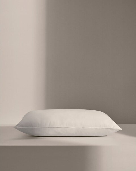 Vankúš 40x70 cm Fluff – Kave Home