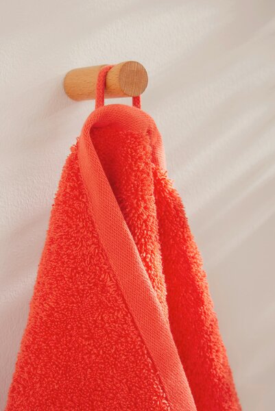 UTERÁK, 70/140 cm, červená S. Oliver - Kúpeľňový textil