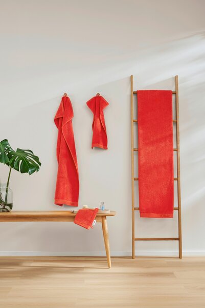 UTERÁK, 70/140 cm, červená S. Oliver - Kúpeľňový textil