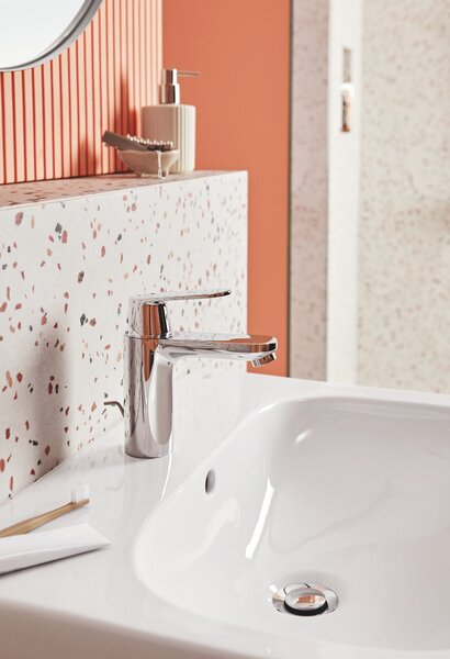 GROHE Euro Ceramic - Závesné umývadlo 595x482 mm, alpská biela 39335000