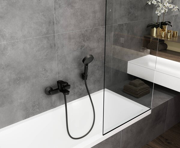 Hansgrohe Vernis Blend - Páková vaňová batéria nástenná, čierna matná 71440670