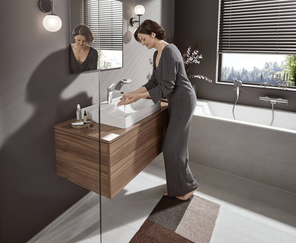 Hansgrohe Vivenis - Páková vaňová batéria nástenná, chróm 75420000
