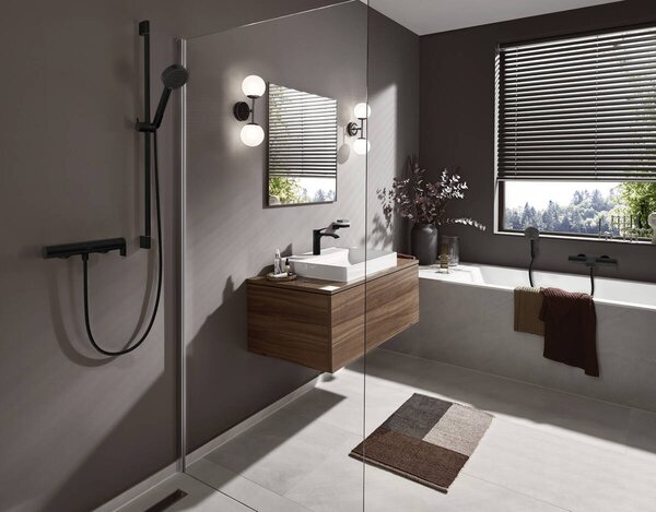 Hansgrohe Vivenis - Páková sprchová batéria nástenná, čierna matná 75620670