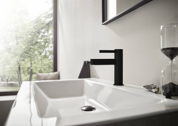 Hansgrohe Finoris - Páková umývadlová batéria 110 s odtokovou súpravou s tiahlom, čierna matná 76020670