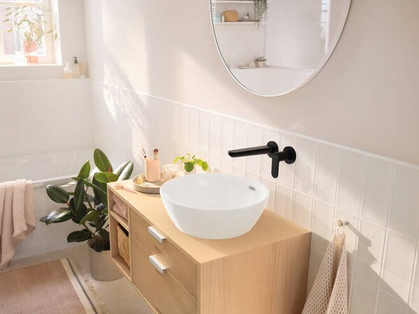 Hansgrohe Rebris S - Páková umývadlová batéria pod omietku, pre montáž na stenu, s výtokom 20 cm, čierna matná 72528670