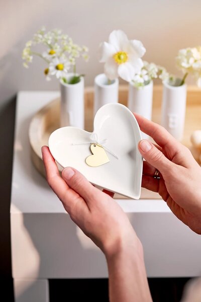 Porcelánový tanierik so srdiečkom Heart
