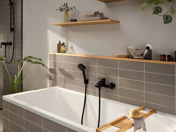 Hansgrohe Rebris E - Páková vaňová batéria na stenu, čierna matná 72450670