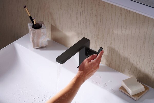 Hansgrohe Tecturis E - Páková umývadlová batéria 110 Fine CoolStart EcoSmart+ s odtokovou garnitúrou Push-Open, čierna matná 73020670