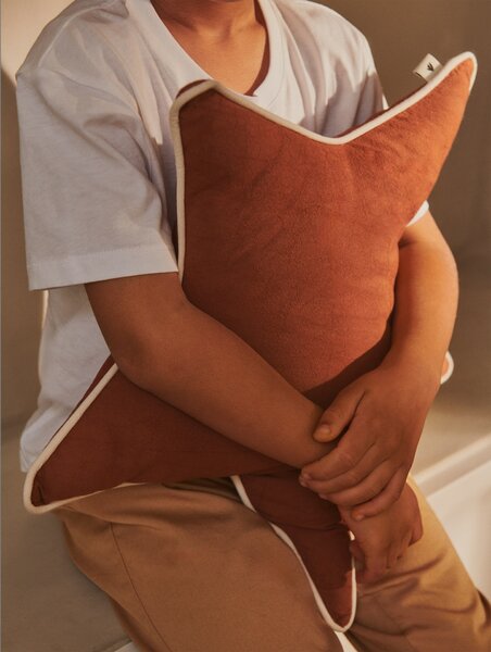 Dekoratívny vankúš Star Brown Clay 48 cm
