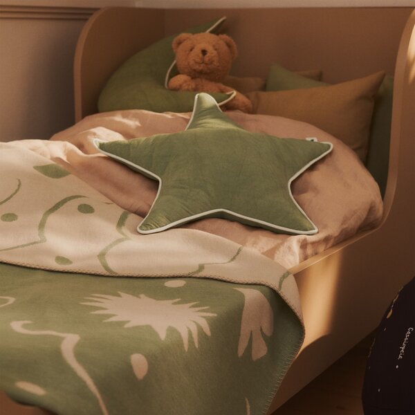Dekoratívny vankúš Star Tea Green 48 cm