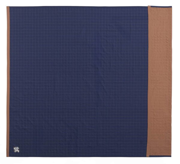 Prešívaný prehoz na posteľ Dori Midnight blue 245 × 195 cm