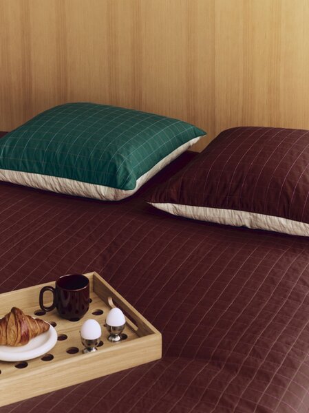 Prošívaný polštář Dori Maroon 60 × 60 cm