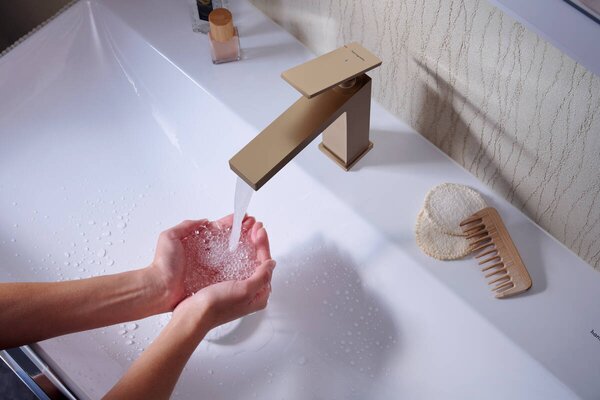 Hansgrohe Xelu Q - Umývadlo 800x480 mm SmartClean s otvorom na batériu bez prepadu, biela 61020450