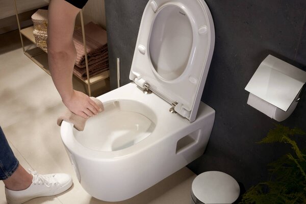 Hansgrohe EluPura Original S - Závesné WC s WC sedátkom, AquaChannel Flush, biela 60207450