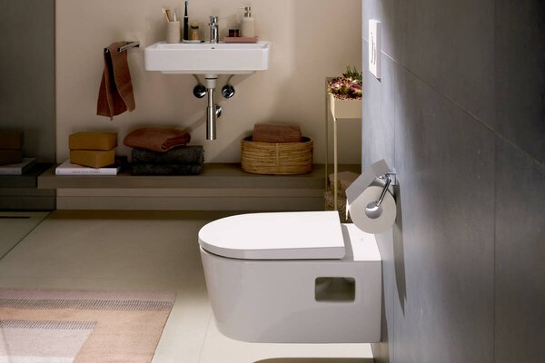 Hansgrohe EluPura Original S - Závesné WC s WC sedátkom, AquaChannel Flush, biela 60207450