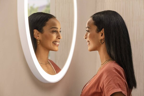 Hansgrohe Xarita Lite S - Okrúhle zrkadlo s LED osvetlením po obvode ⌀ 700 mm s nástenným vypínačom, biela matná 54966700