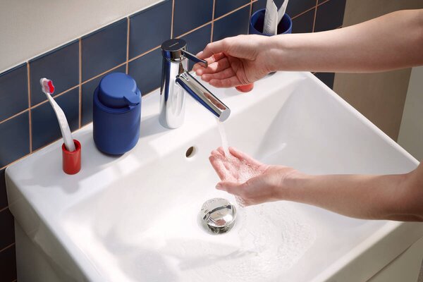 Hansgrohe Zesis S - Umývadlová batéria 100 CoolStart bez odtokovej súpravy, chróm 74721000