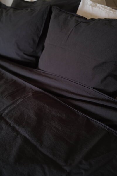 Posteľná bielizeň z organickej bavlny Crinkle Phantom Black 150 × 210 cm
