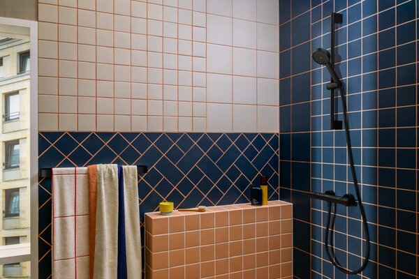 Hansgrohe Activera Select S - Sprchová súprava 95 2jet s tyčou 650 mm, EcoSmart, čierna matná 28044670