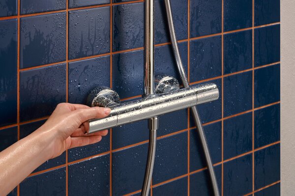 Hansgrohe Activera S - Sprchový systém Showerpipe 240 1jet so sprchovou tyčou Varia s termostatom Ecostat Fine, EcoSmart, chróm 28078000