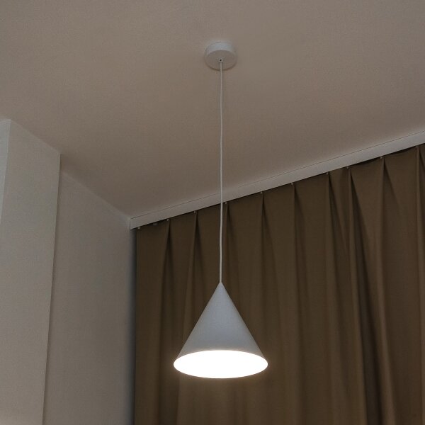 Luster na lanku ETNA II 1xE27/15W/230V pr. 25 cm biely