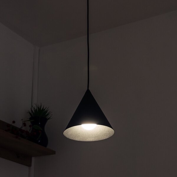 Luster na lanku ETNA II 1xE27/15W/230V, priemer 18,5 cm, čierny