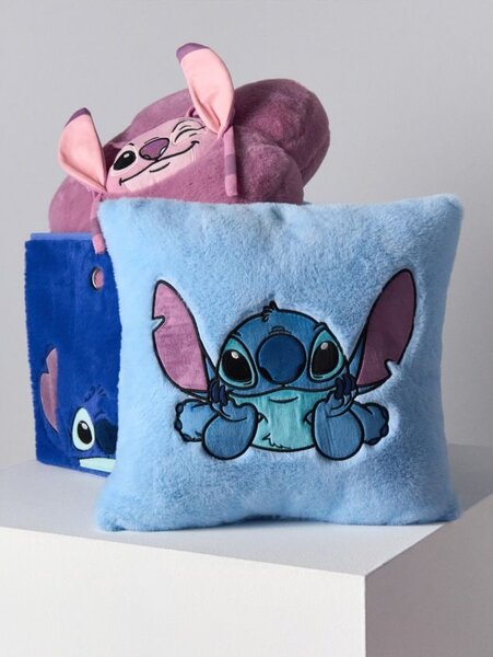 Sinsay - Vankúš z umelej kožušiny Stitch - svetlomodrá