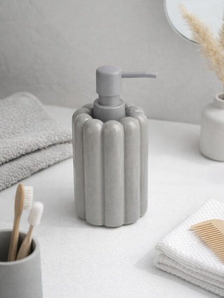 Sinsay - Keramický dávkovač mydla s ryhovaním - svetlošedá