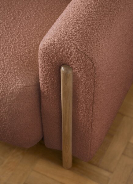 MUZZA Trojmiestna rozkladacia pohovka cadova 244 cm s úložným priestorom chenille terakota s prírodnými nohami