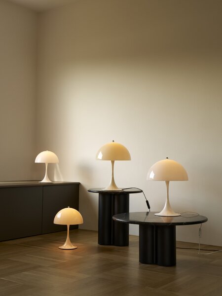 Stolná lampa Panthella 320 Opal Beige