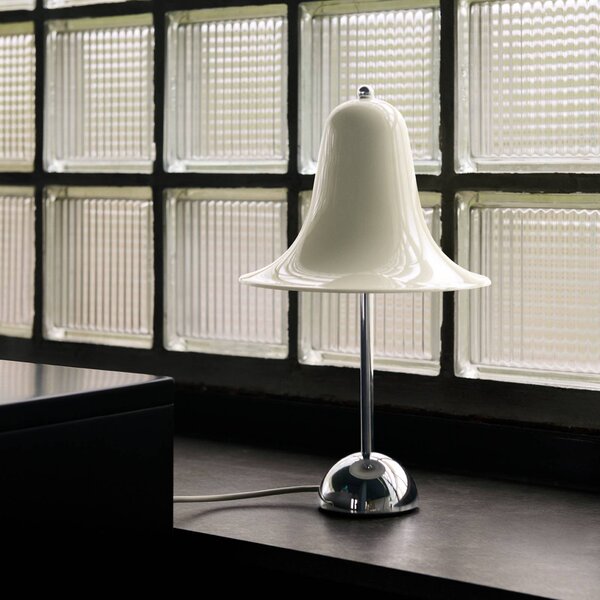 Verpan VERPAN stolová lampa Pantop, krémovo biela, výška 23 cm, kov, Krémová / jantárovo žltá, Obývacia izba / jedáleň, kov, Dizajn, Stojacie svietidlo