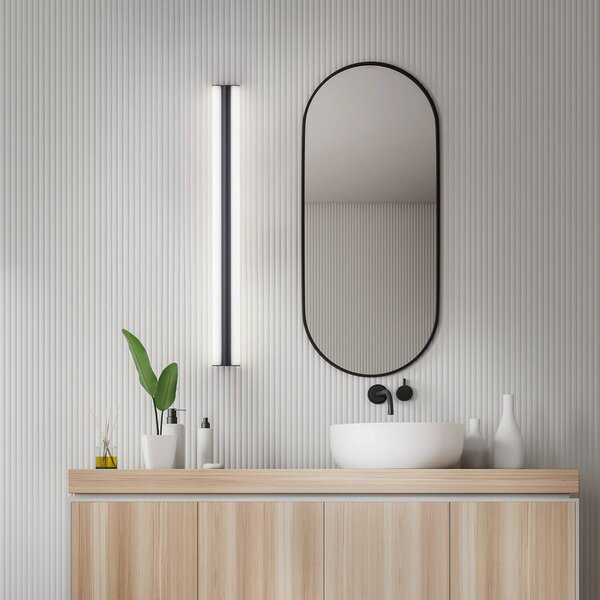 Helestra LED zrkadlo svetlo LOOM, dĺžka 120 cm, čierna, IP44, Čierna, Kúpeľňa, kov