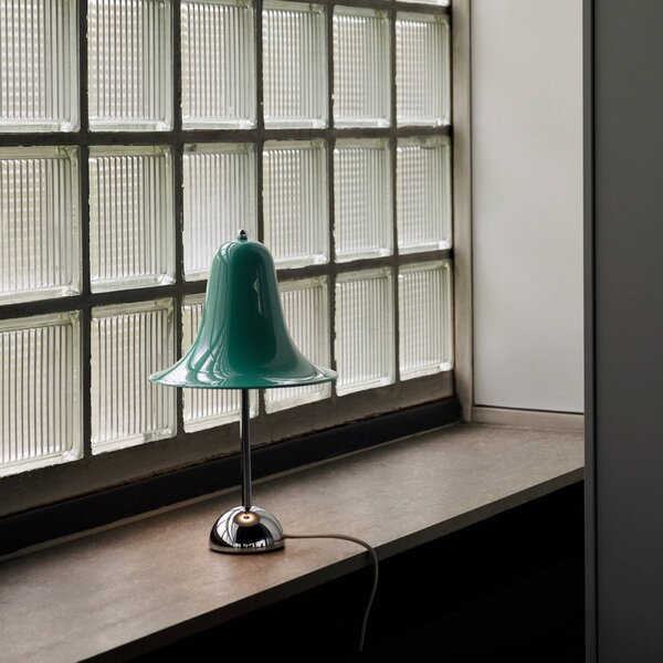 VERPAN stolová lampa Pantop, tmavo modrozelená, výška 23 cm, Zelená, Obývacia izba / jedáleň, kov, Dizajn, Stojacie svietidlo