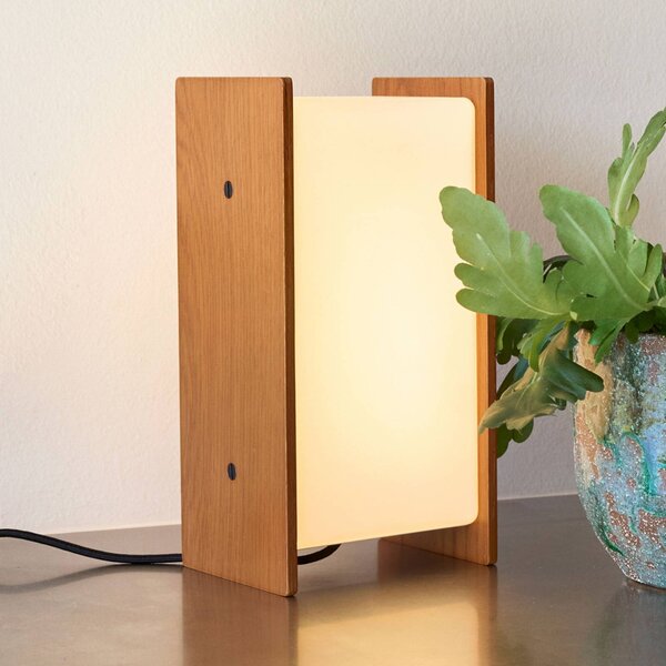 Hübsch Krásna stolová LED lampa Sabi, drevo/opálovo biela, výška 25 cm, Biela / opálová, Obývacia izba / jedáleň, Drevo, Dizajn, Stojacie svietidlo