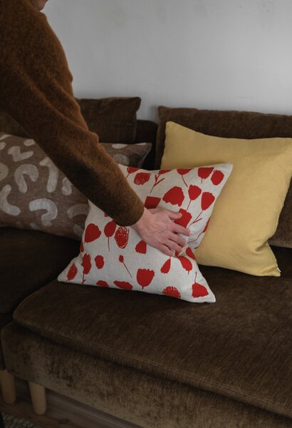 Ľanová obliečka na vankúš Poppy Red 48 × 48 cm