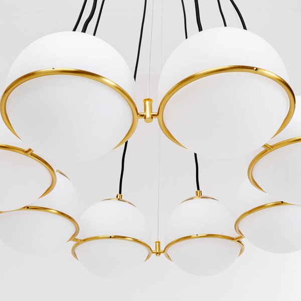 Závesná lampa KARE Globes v zlatej a bielej farbe
