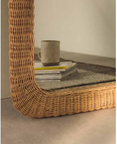 Nástenné zrkadlo s ratanovým rámom 58x79 cm Zilna – Kave Home