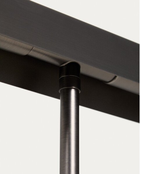 Čierna stojacia lampa (výška 121 cm) Lynor – Kave Home